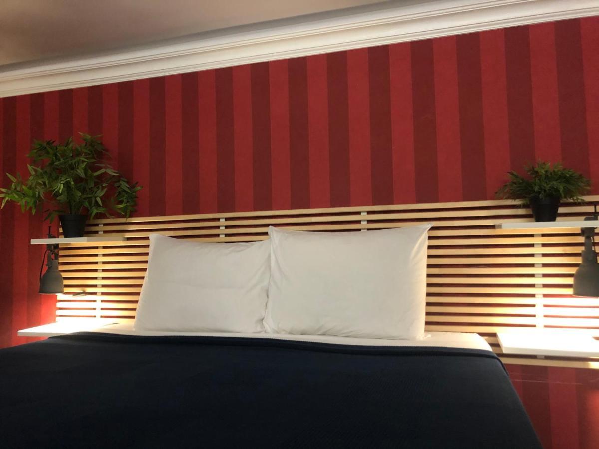 Smln Rooms & Suites Наполи Екстериор снимка