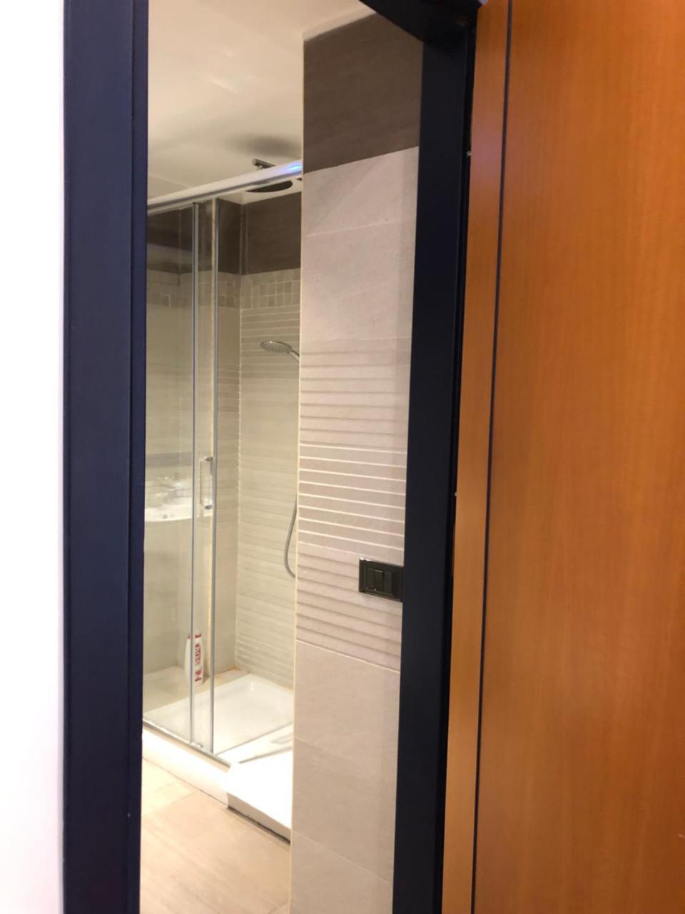 Smln Rooms & Suites Наполи Екстериор снимка